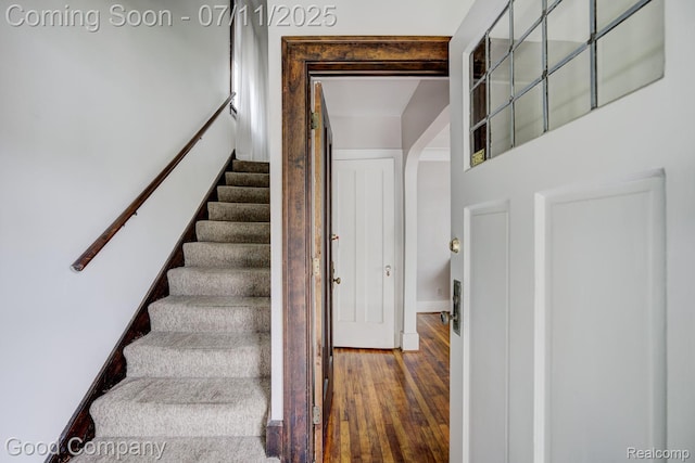 515 W Golden Gate, Detroit, MI 48203 - stairway with wood finished floors and arched walkways