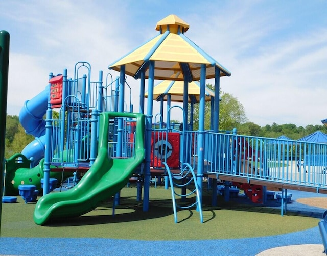 1200 Elmwood Dr, Jenison, MI 49428 - view of communal playground
