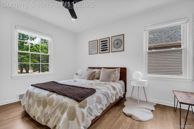 4607 Robinwood Ave, Royal Oak, MI 48073 - bedroom featuring wood finished floors and baseboards