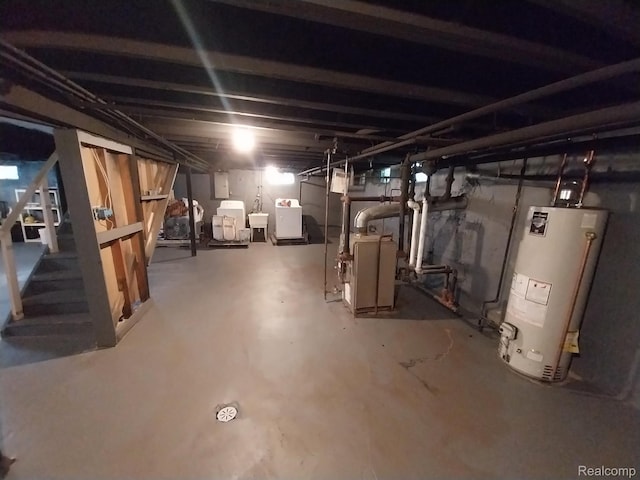 16834 Muirland St, Detroit, MI 48221 - unfinished below grade area featuring gas water heater and washer / dryer