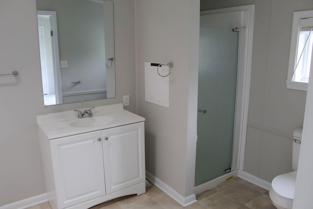 5249 Lapeer Rd, Burton, MI 48509 - full bathroom featuring a shower stall and vanity