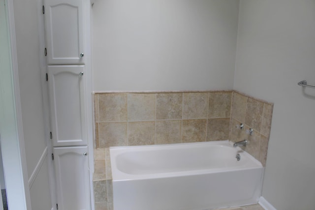 5249 Lapeer Rd, Burton, MI 48509 - full bathroom with a bath