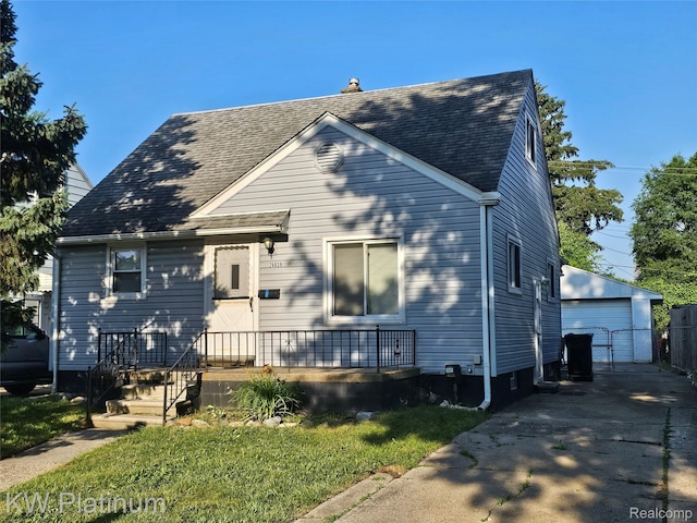 26039 Pattow St, Roseville, MI 48066 - photo 1