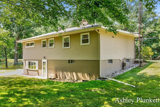1460 N Peterson Rd, Muskegon, MI 49445 - rear view of house