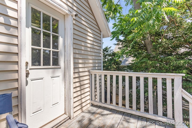 1002 Madison St, Grand Haven, MI 49417 - property entrance featuring a surveillance system