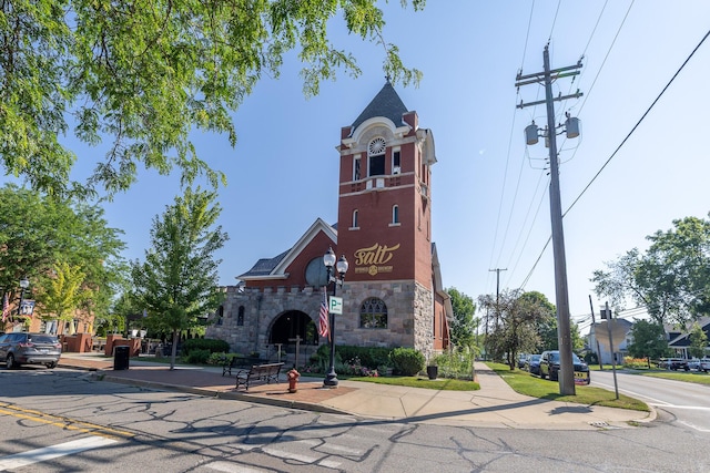 101 E Mckay St, Saline, MI 48176 - view of building exterior