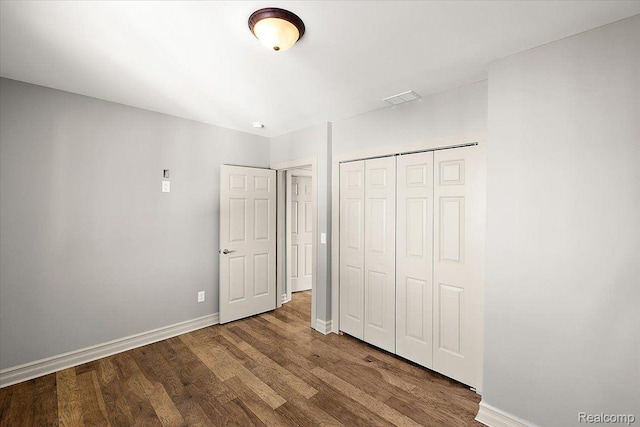 20817 Parkside Blvd, Ferndale, MI 48220 - unfurnished bedroom featuring wood finished floors and a closet