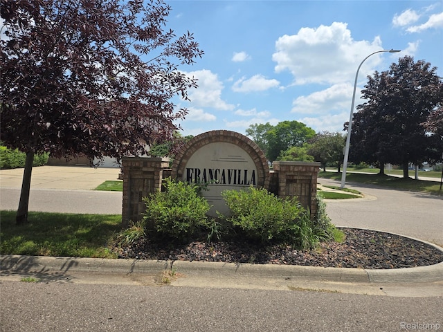 17328 Mcnamara Dr, Garden City, MI 48152 - view of community / neighborhood sign