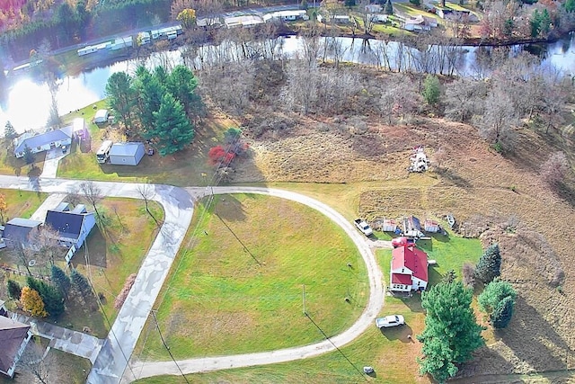524 S Cherry St, Evart, MI 49631 - aerial overview of property's location featuring a nearby body of water
