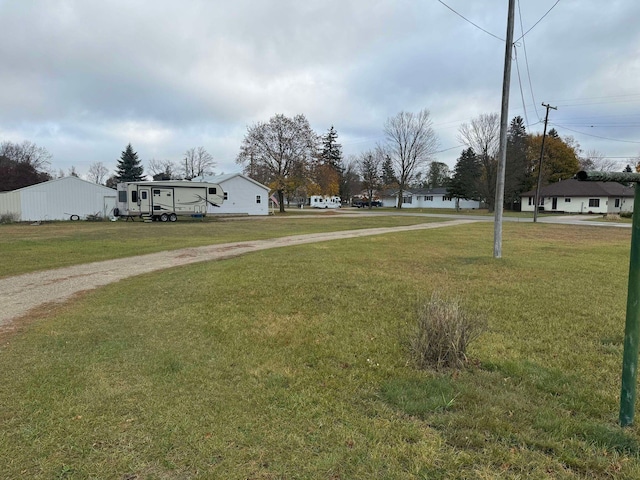 524 S Cherry St, Evart, MI 49631 - view of grassy yard