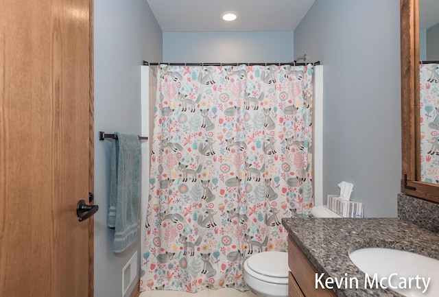 530 Pine Haven Dr, Comstock Park, MI 49321 - full bathroom featuring vanity and a shower with shower curtain