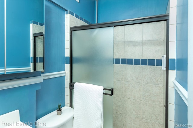 14711 Borgman St, Oak Park, MI 48237 - bathroom with a stall shower