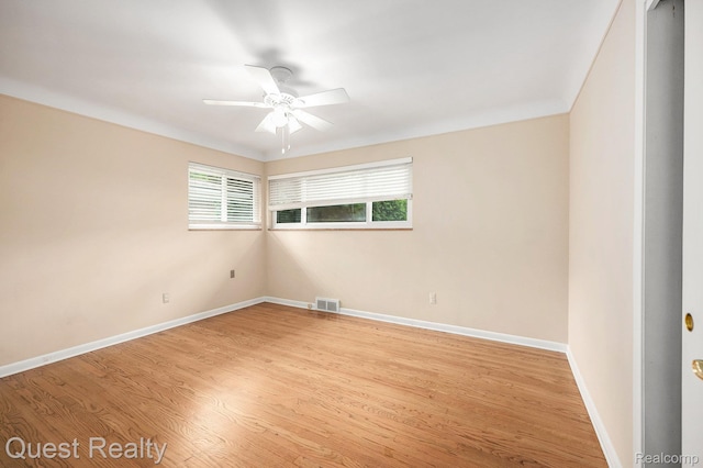 31618 Winchester Ave, Warren, MI 48092 - spare room featuring ceiling fan and light wood-type flooring