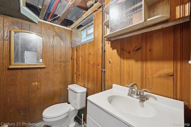 18140 Westover Ave, Southfield, MI 48075 - half bath featuring vanity and wooden walls