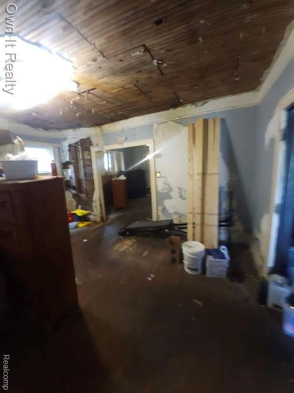 1950 Lawrence St, Detroit, MI 48206 - below grade area featuring wood ceiling