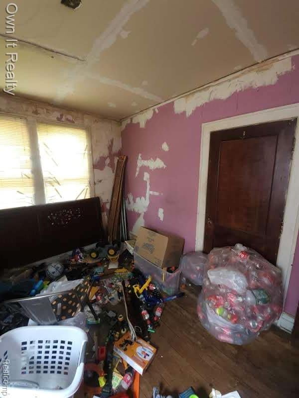 1950 Lawrence St, Detroit, MI 48206 - interior space with hardwood / wood-style floors