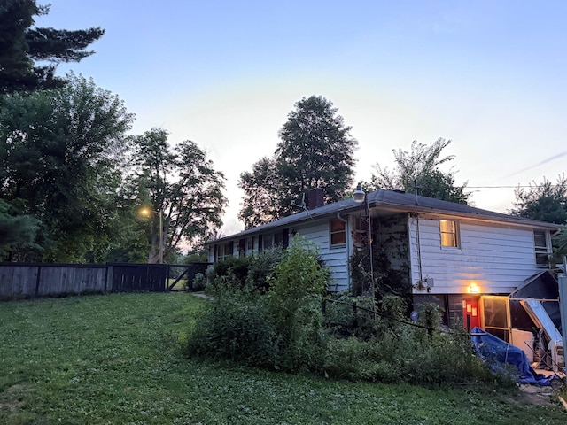 512 Green St, Dowagiac, MI 49047 - view of side of home