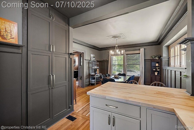 913 Chicago Blvd, Detroit, MI 48202 - photo 29