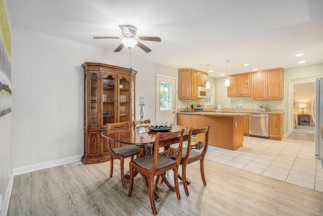 256 Nichols Dr, Saline, MI 48176 - dining area featuring light wood-style flooring, ceiling fan, and recessed lighting