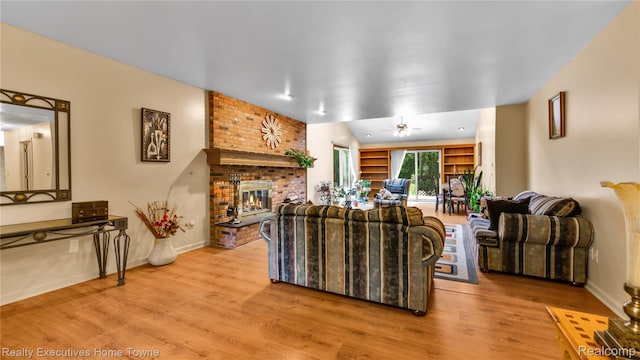 4779 Lakeshore Rd, Fort Gratiot, MI 48059 - photo 3