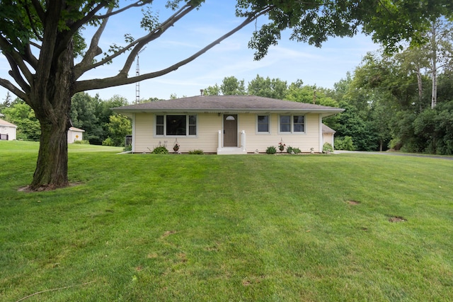2230 Oleary Rd, Jackson, MI 49201 - ranch-style home with a front lawn