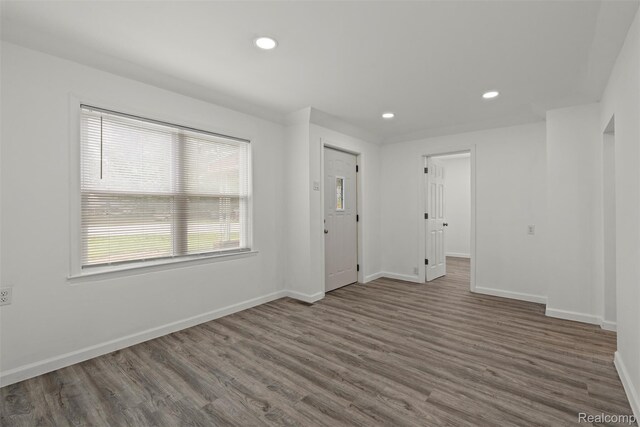 25590 Middlebelt Rd, Flat Rock, MI 48134 - photo 7