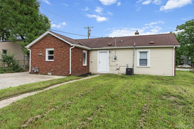 25590 Middlebelt Rd, Flat Rock, MI 48134 - photo 21