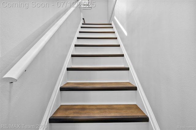 23167 Cromwell St, Canton, MI 48128 - view of stairs