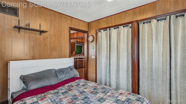 1845 Van Courtland Dr, Troy, MI 48083 - bedroom with wood walls