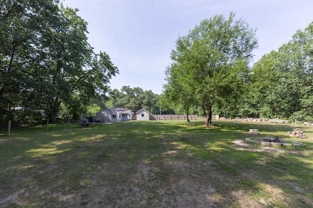 1620 Ontario Rd, Niles, MI 49120 - view of yard with a fire pit