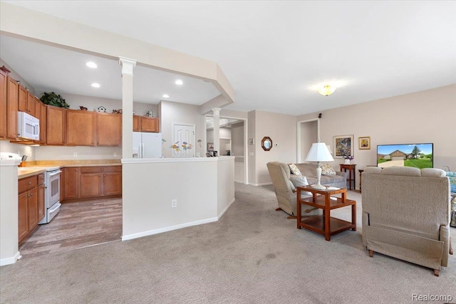 24140 Charlevoix St, Brownstown, MI 48134