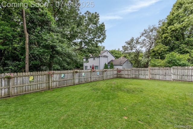 2661 Nottingham, Waterford, MI 48329 - view of fenced backyard