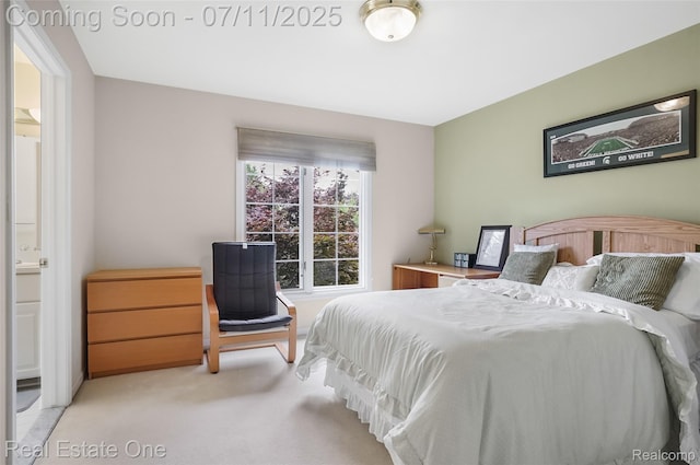 3565 Heron Ridge Dr, Rochester Hills, MI 48309 - bedroom with light colored carpet and ensuite bathroom