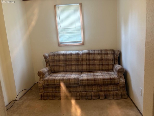 1023 Lakewood Dr, East Tawas, MI 48730 - living area featuring carpet