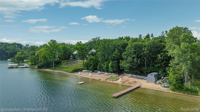 4724 Tara Ct, West Bloomfield, MI 48323 - water view