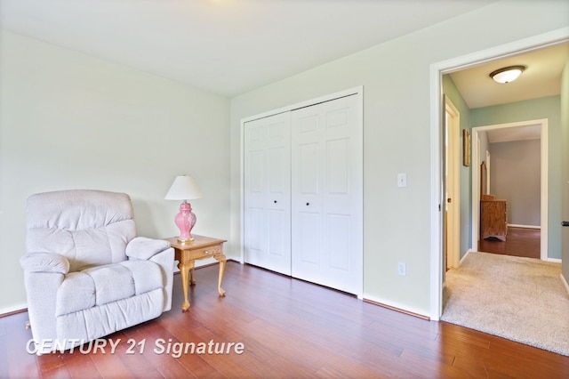 11315 Grand Oaks Dr, Clio, MI 48420 - living area featuring wood finished floors and baseboards