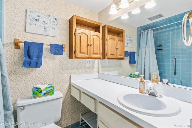 17979 University Park Dr, Livonia, MI 48152 - bathroom with vanity, curtained shower, and wallpapered walls
