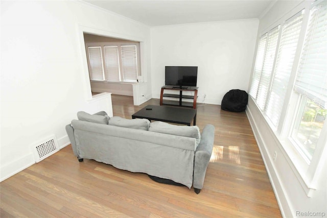 1324-1322 Wayburn St, Grosse Pointe, MI 48230 - living area with crown molding and light wood-style flooring