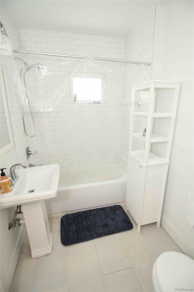 1324-1322 Wayburn St, Grosse Pointe, MI 48230 - bathroom with shower / washtub combination and tile patterned flooring