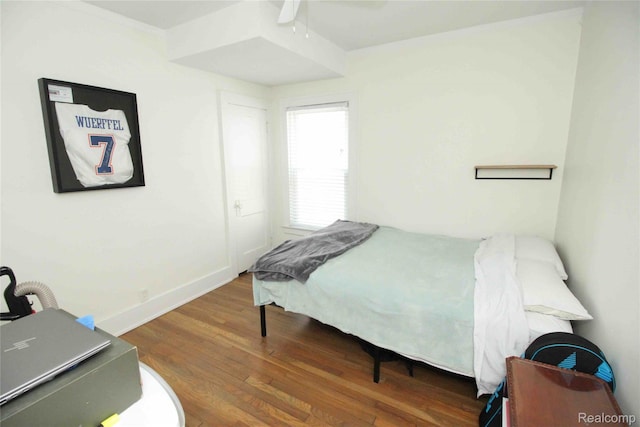 1324-1322 Wayburn St, Grosse Pointe, MI 48230 - bedroom featuring wood finished floors and a ceiling fan
