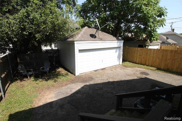 1324-1322 Wayburn St, Grosse Pointe, MI 48230 - view of detached garage