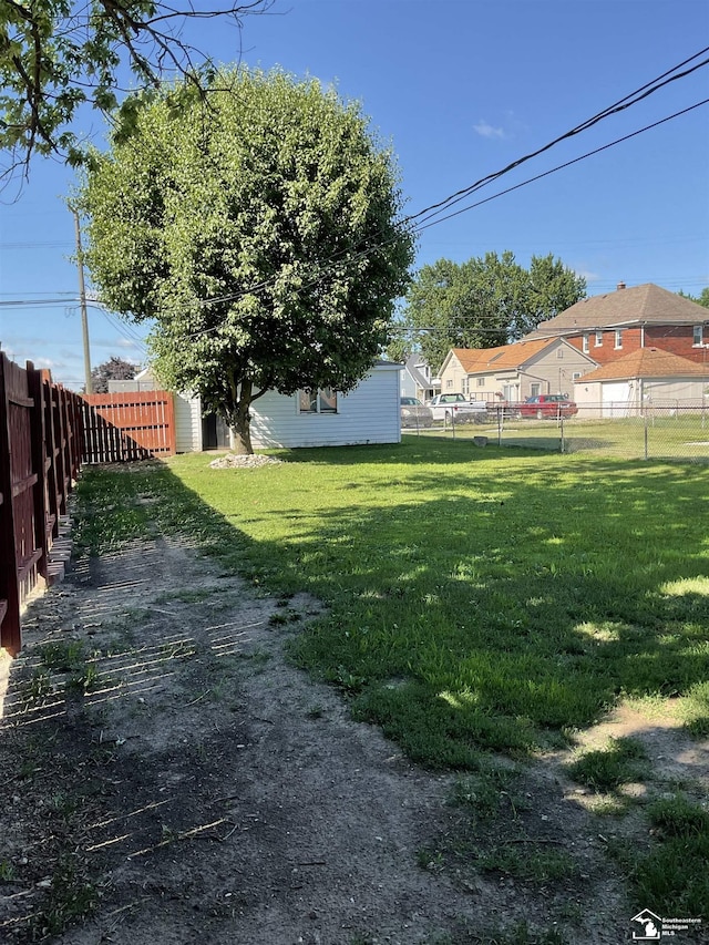 1503 Philomene Blvd, Lincoln Park, MI 48146 - view of yard