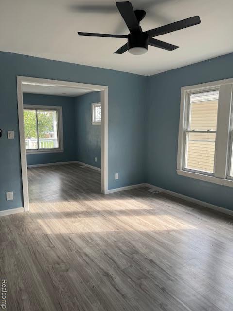 6624 SW Barton St, Wyandotte, MI 48210 - photo 9