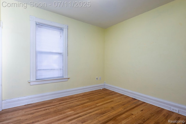 77 Hubbard St, Mount Clemens, MI 48043 - spare room featuring baseboards and wood finished floors