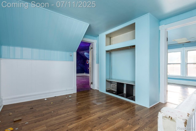 77 Hubbard St, Mount Clemens, MI 48043 - bonus room with wood finished floors