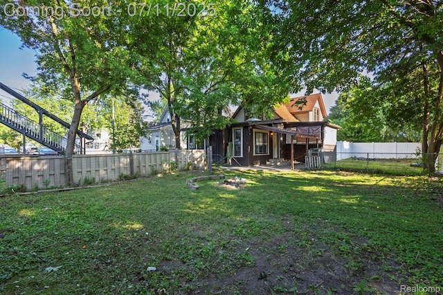 77 Hubbard St, Mount Clemens, MI 48043 - view of fenced backyard