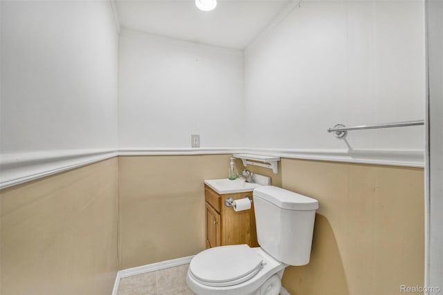 25279 Greenbrooke Dr, Southfield, MI 48033 - bathroom featuring ornamental molding, vanity, and tile patterned floors