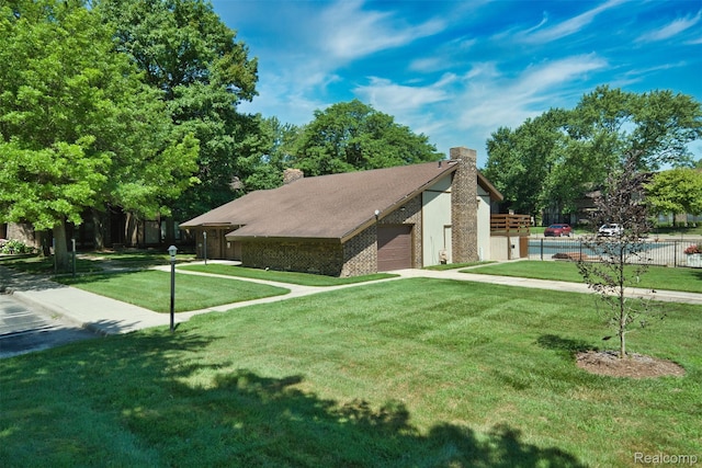 25279 Greenbrooke Dr, Southfield, MI 48033 - view of home's community with an attached garage