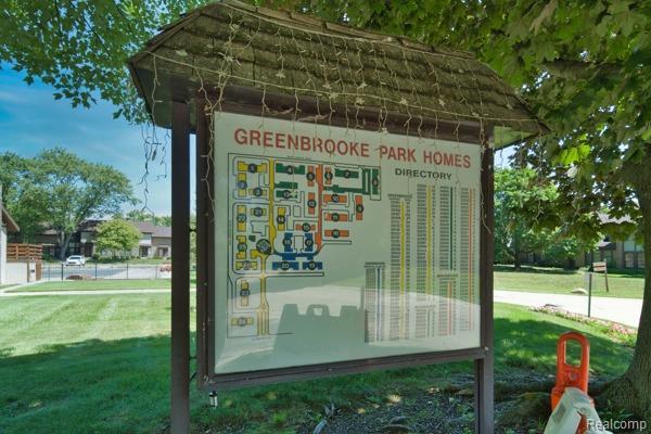 25279 Greenbrooke Dr, Southfield, MI 48033 - exterior view