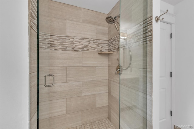 715 Gardenia Ave, Royal Oak, MI 48067 - full bath with a shower stall